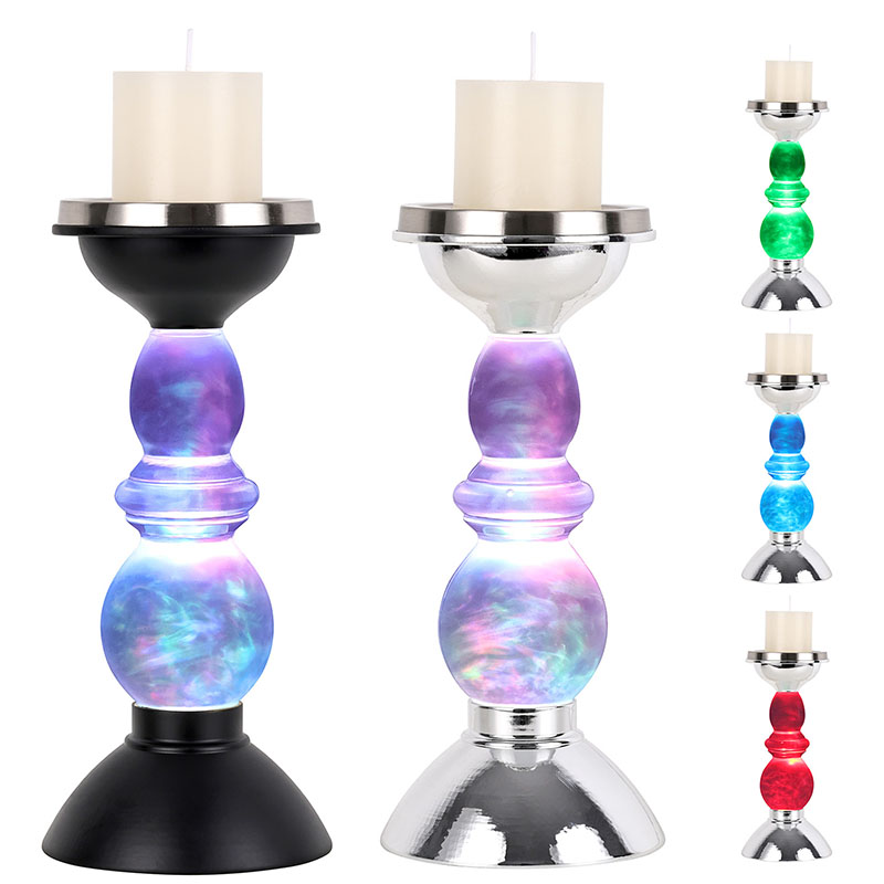 ແສງສະຫວ່າງໃນຕອນກາງຄືນທີ່ມີເມກທີ່ມີຮົ່ມທຽນ